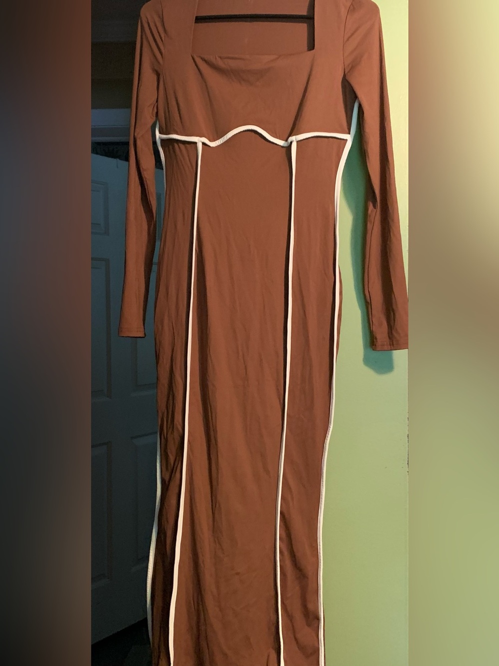 Sale 3/$20  
Brown Long Sleeve Bodycon Dress with White Piping